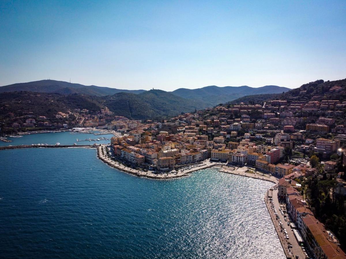 Monolocale Mansarda A Porto Santo Stefano Argentario Apartment ภายนอก รูปภาพ